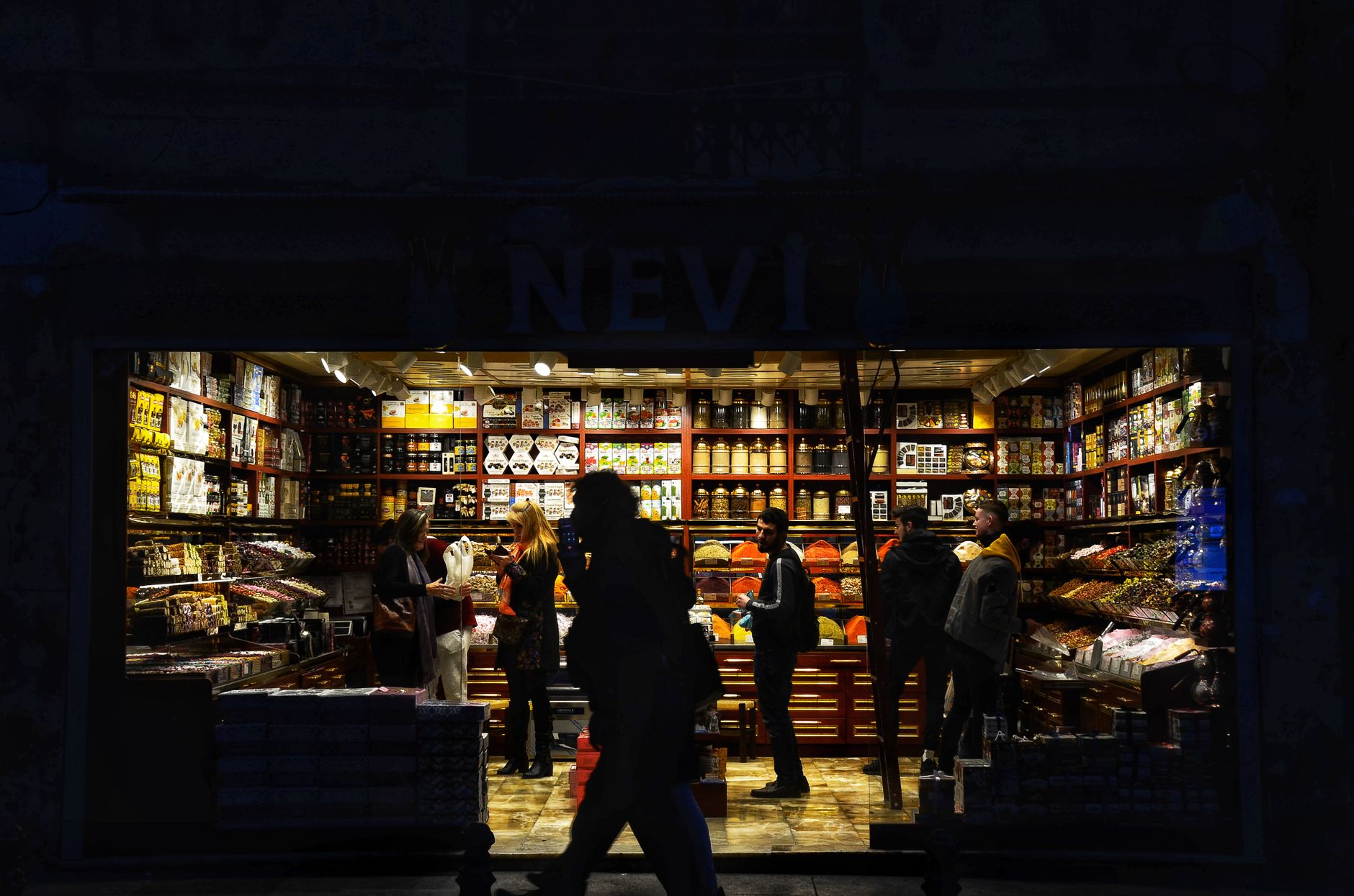 İzzet Erkek Kuaförü Yerel İşletme fotoğrafı 6